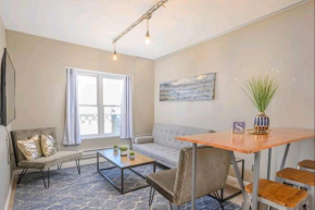 201 - Downtown 2 Bedroom Apartment
